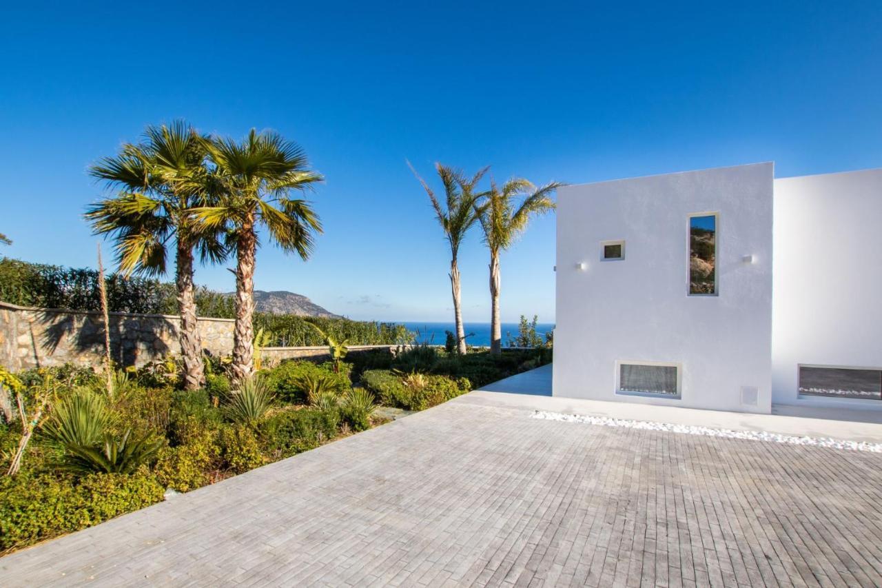 Istia Luxury Villas Kárpathosz Kültér fotó